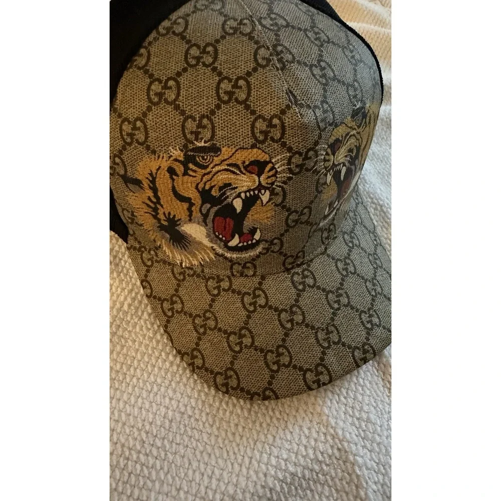 Gucci Men's GG Monogram Baseball Cap Hat Beige Black Tiger Mesh Back One Size